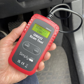 Simply Auto OBD II Fault Reader